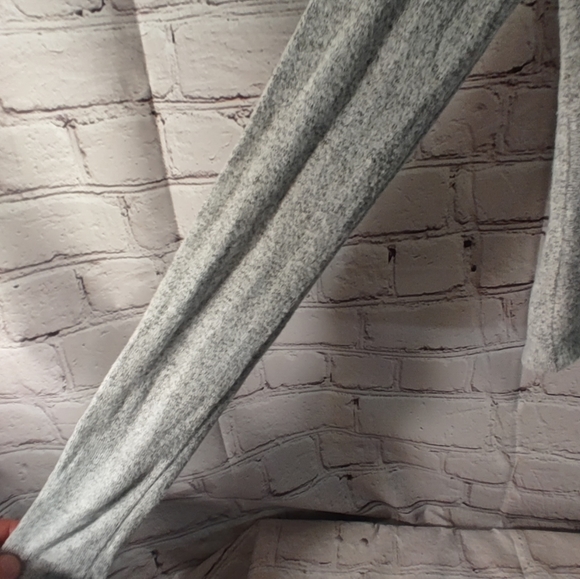 Free People Twist Front Crop Heather Grey Sweater S - Picture 10 of 13